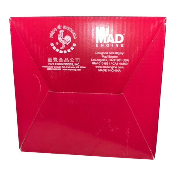 Sriracha Hot Chili Sauce SO RAMENTIC Noodle Bowl and Chopsticks Set NEW IN BOX - Picture 7 of 7